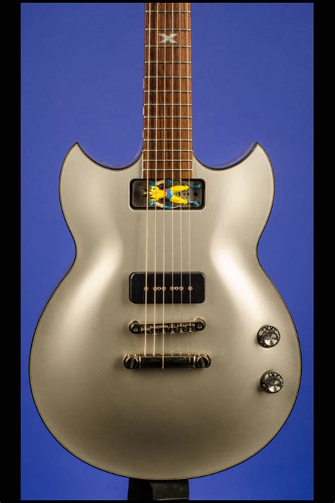 phil-x guitars.